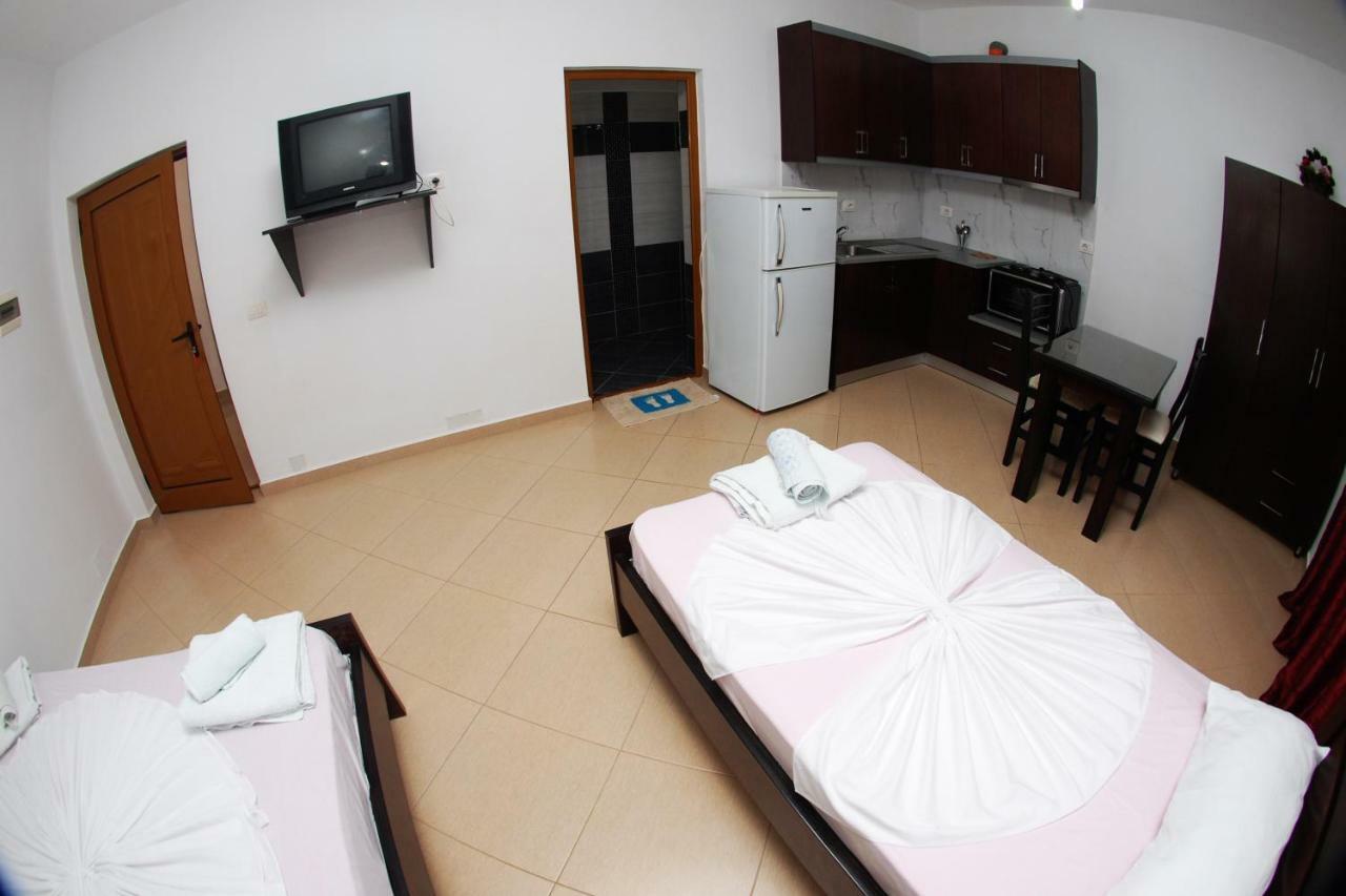 Vila Ronaldo Ksamil Exterior photo